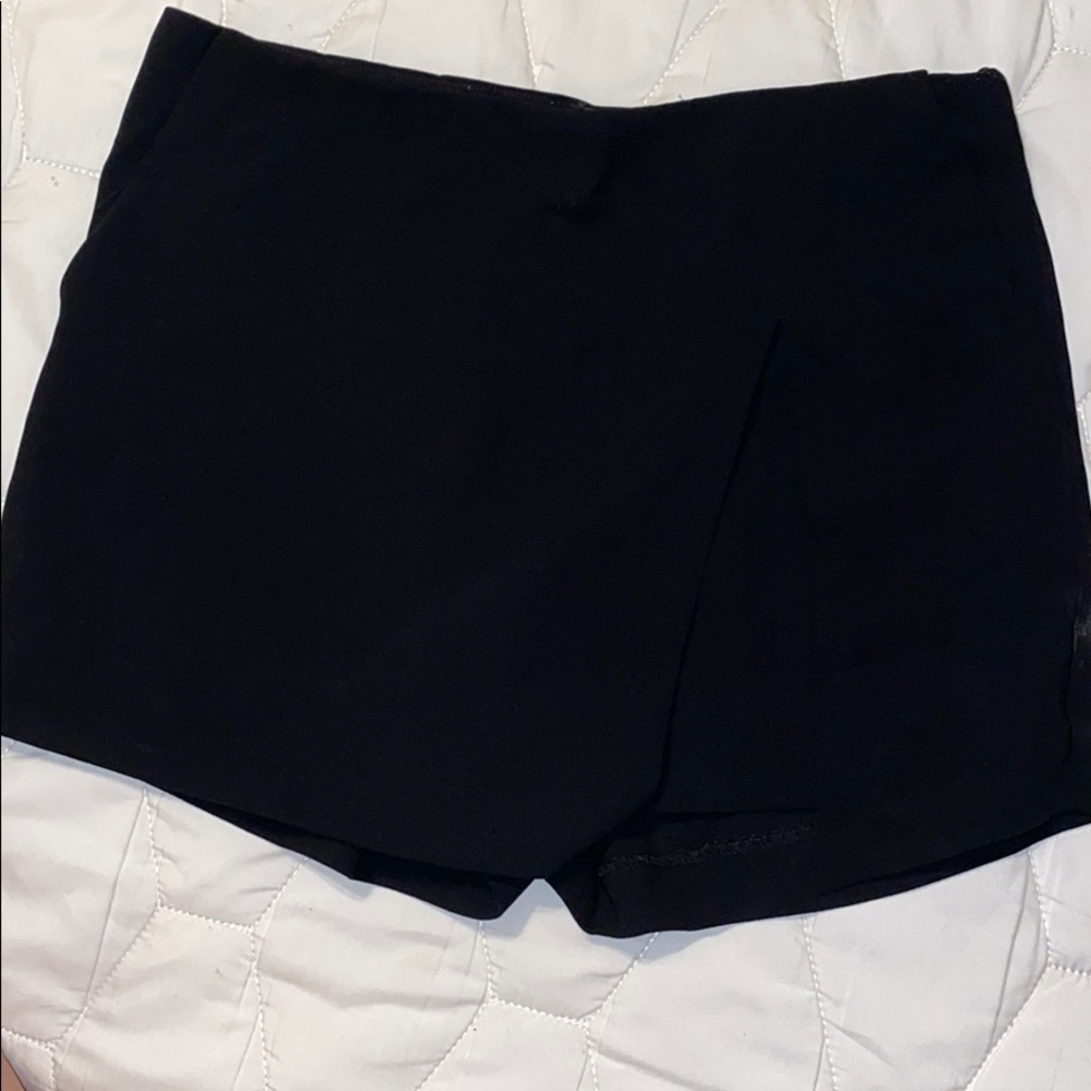 NWT EXPRESS skort